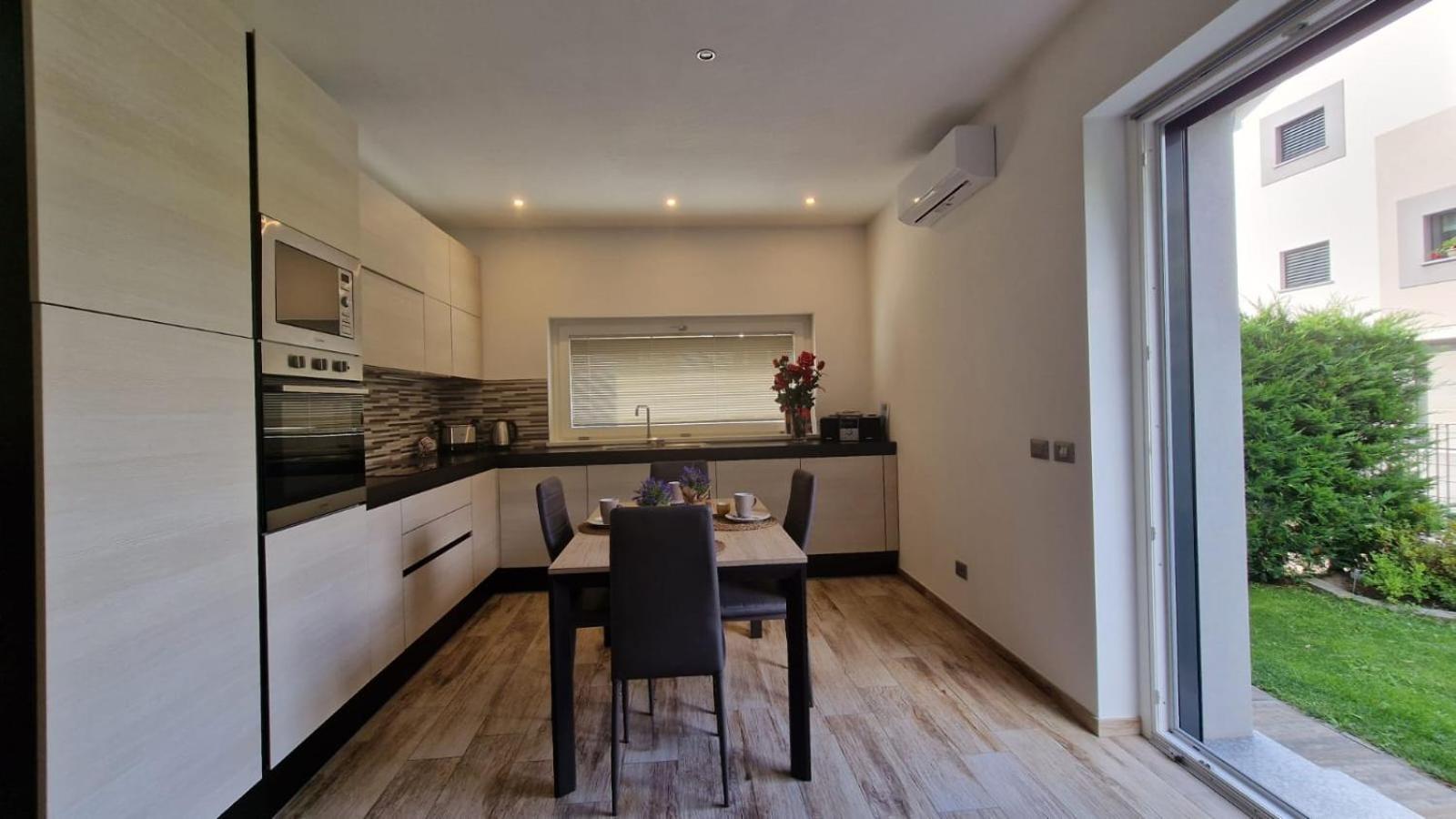 דירות Casa Lina טיראנו מראה חיצוני תמונה
